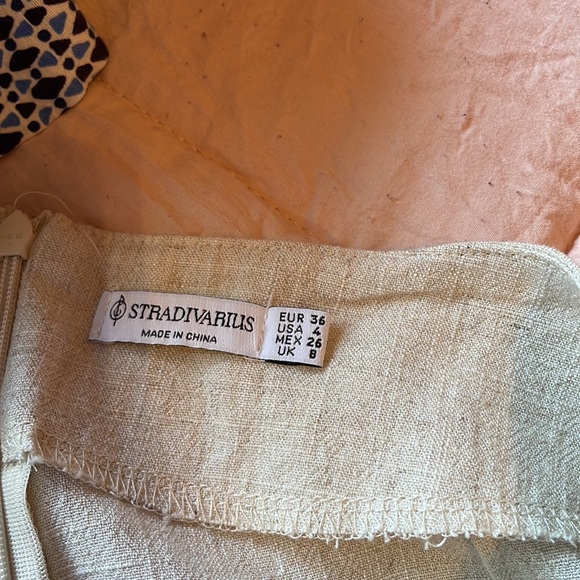 Stradivarius linen skort. - Picture 3 of 3